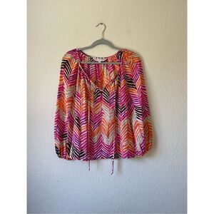 Trina Turk 100%‎ silk patterned blouse size xs